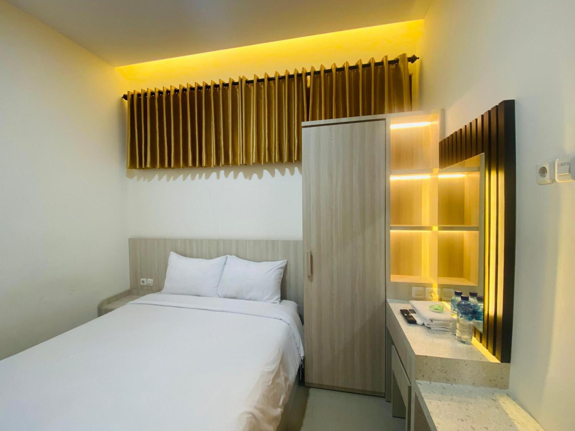 Kanggo Riko Family Homestay Mitra Reddoorz Banyuwangi  Exterior photo